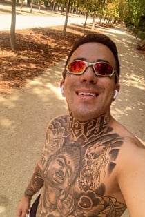 Wesley, 31-vuotias