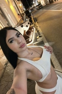 Amelia, 19 años