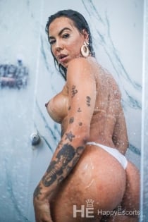 Mikaela brasiliana, Age 30 - 4