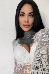 Vika, Age 25 - 11