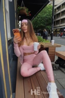 Bia Novaes, 27 ans - 15