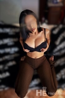 Annabell, Age 34 - 9