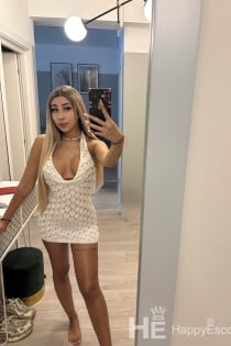 Giulia, Alter 23 - 4