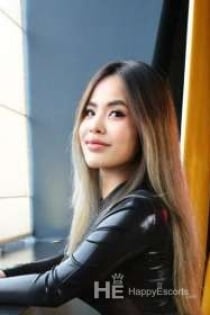 Lilly Thai, Age 24 - 3
