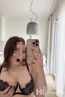 Milana, 22 anos - 3