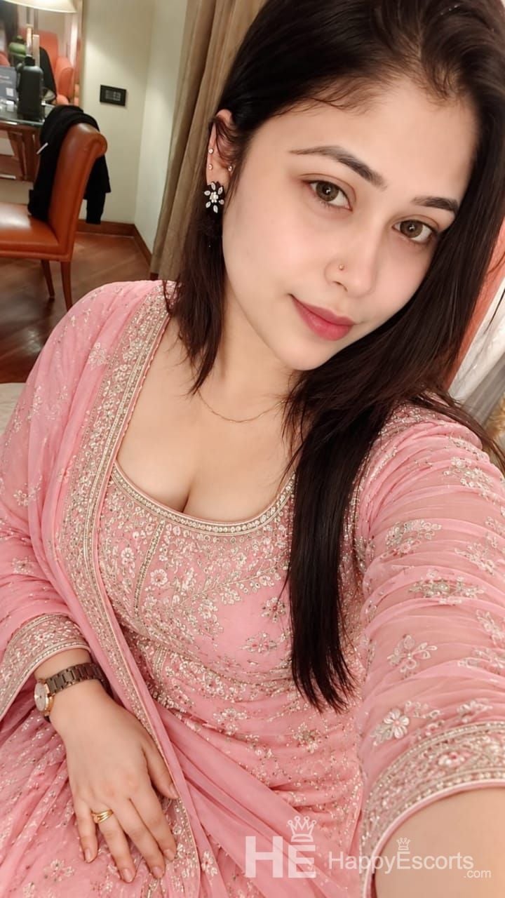 Priya ji, Age 22 - 1
