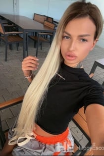 Aylin, 22 år