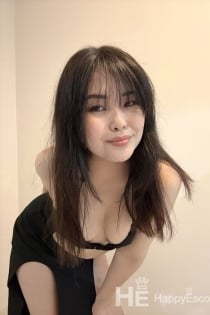 Lana, Alter 24 - 5