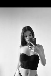 Kira, 24 år