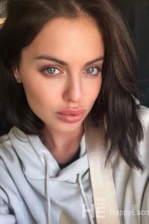 Angie, 24 ans - 3