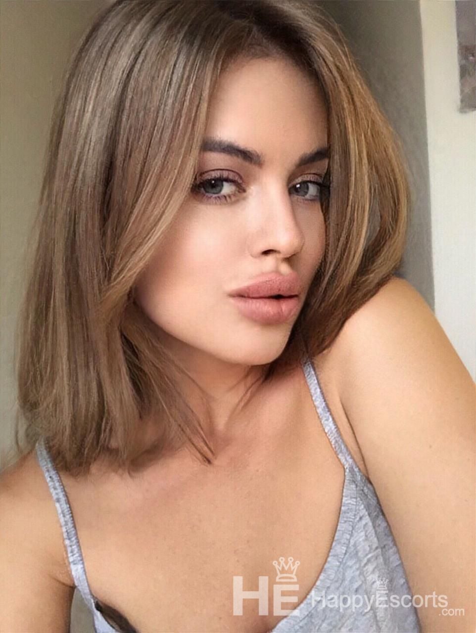 Angie, 24 ans - 1