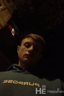 Alex, 24 tuổi