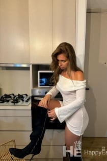 melisa, Age 25 - 2