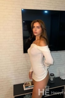 melisa, Age 25 - 4