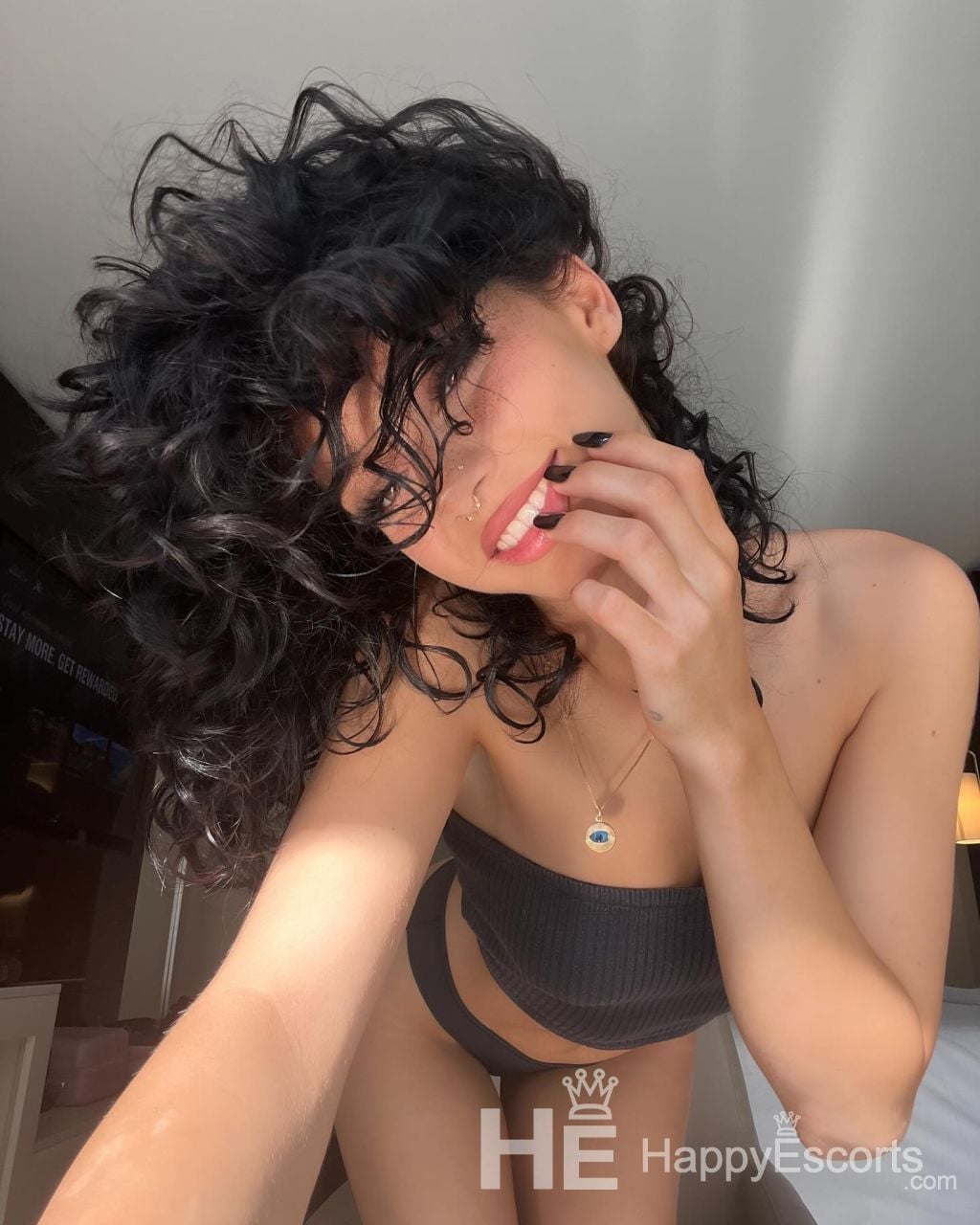 meryem, Age 24 - 1