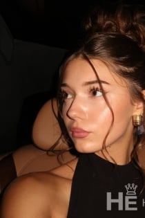 maevetho, Age 26 - 4