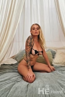 ophelvia, Age 26 - 5