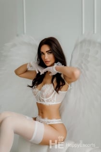Anna, 27 éves
