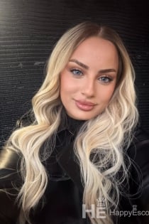 nadiaa, возраст 25