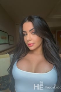 Laura, 24 ans - 8