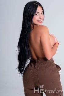 Sienna rose, Age 29 - 3