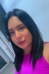 Camila, 25 år - 2 år