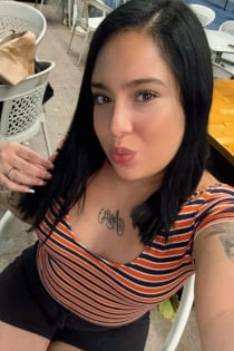 Camila, 25 år
