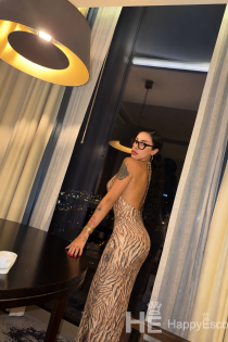 DÓRA, 24 éves - 7 éves
