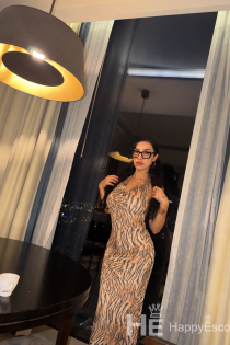 DÓRA, 24 éves - 6 éves