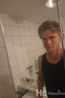 Rentastud, Age 44