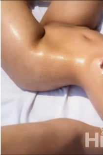 Camila, 42 yaşında - 2
