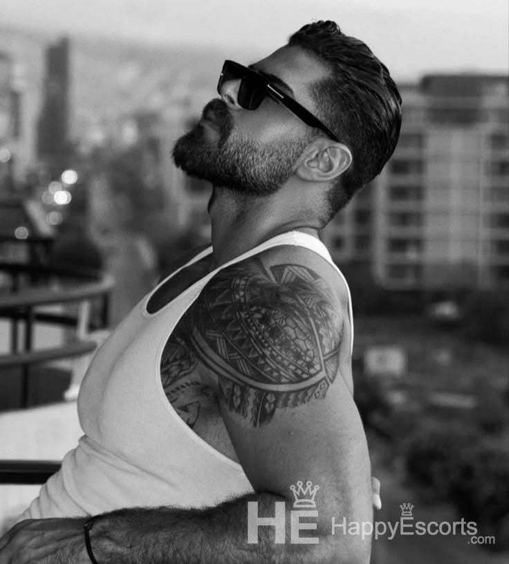 Murat, 29 år - 1 år