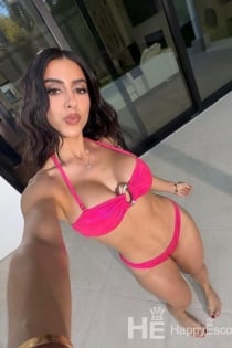 Camille, 32 tuổi