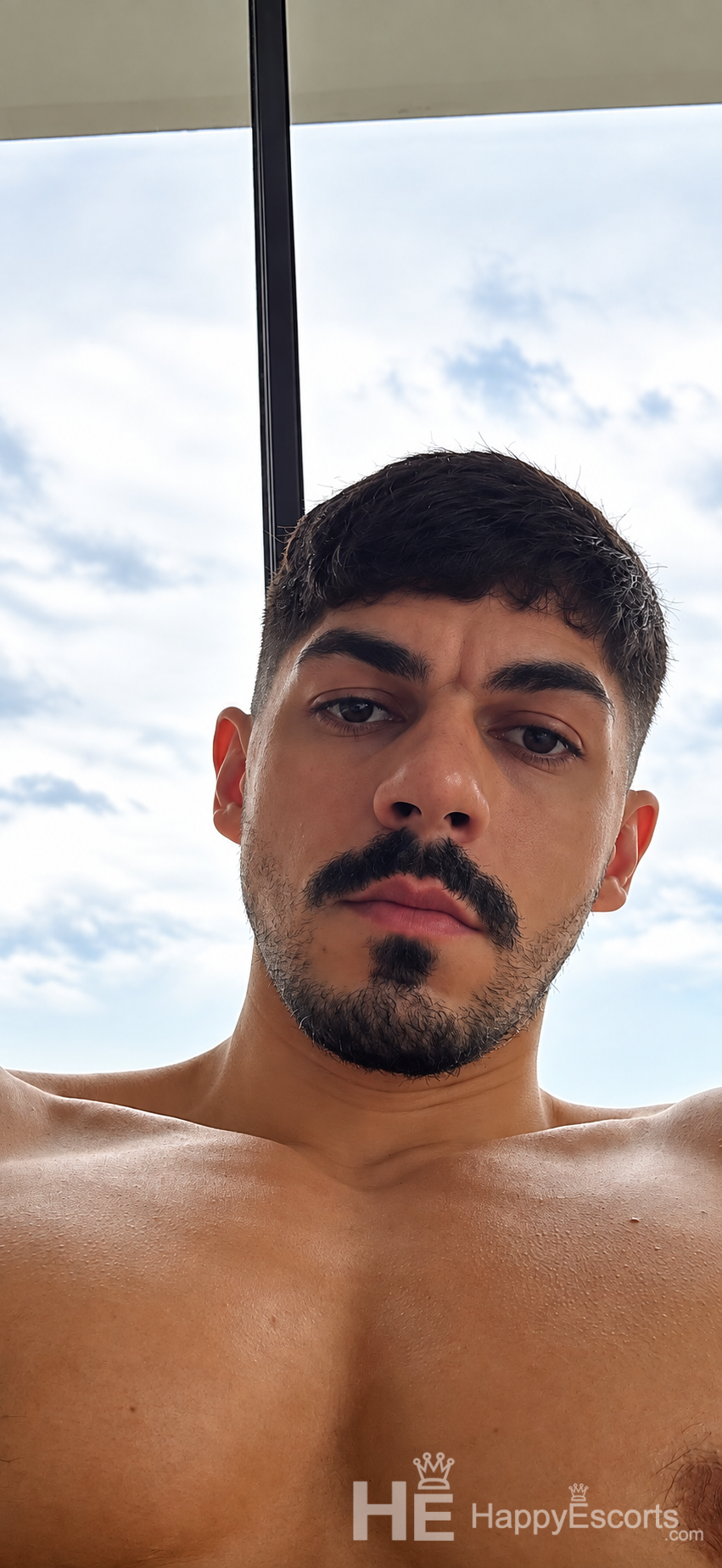 Vyni Junior, Age 30 - 1
