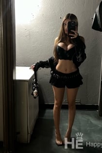Leila, 23 años - 3