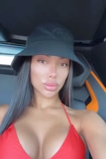 ilayda, Age 28 - 4