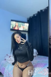 Alejandra（20歳） - 2