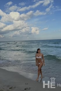 Emma, Age 24