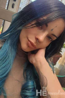 La.feebleue, 26 yaşında - 6