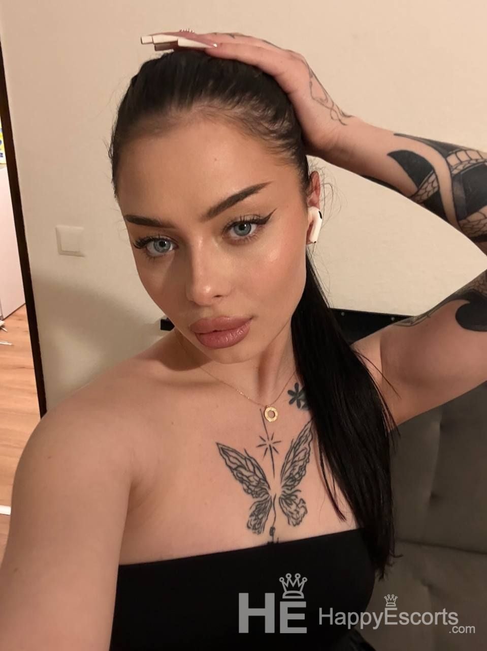 Inessa, 22 yaşında - 1