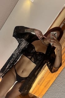 Viktória, 21 éves - 8