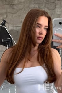 Сузи, 24 година - 3 година
