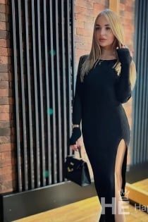Chloe, 25 de ani - 6 an