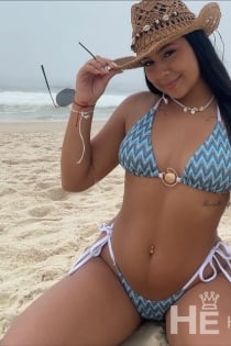 DEFNE, Age 25 - 2