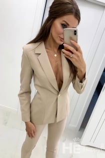 Sanni, 41 de ani