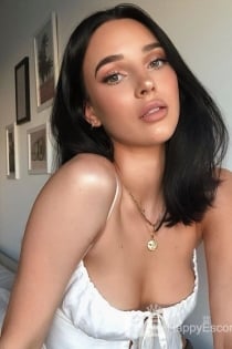 Léna, 31 éves - 2