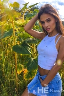 Nadina, 31 jaar