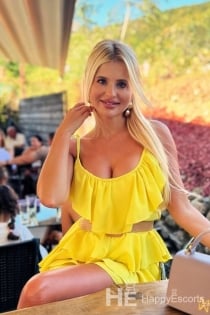 Клое, 22 година - 4 година