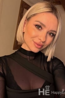 Polina, Umur 23 - 5