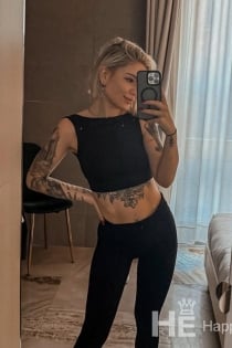 Polina, Umur 23 - 3